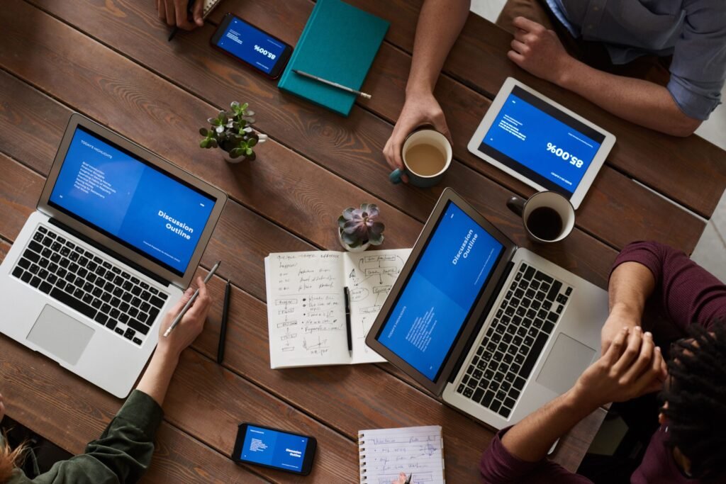 why-businesses-need-reliable-it-support-services