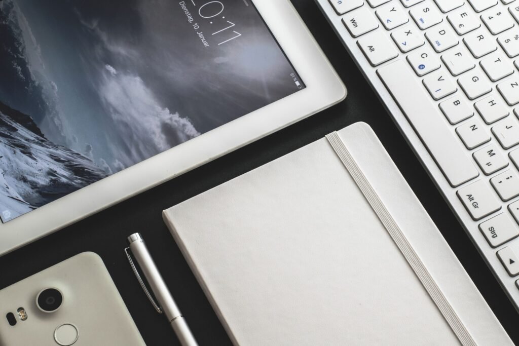 how-technology-helps-businesses-grow-faster